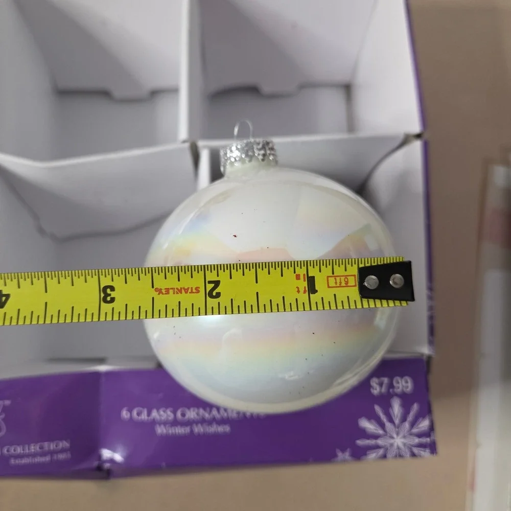 Jaclyn Smith Winter Wishes Glass Ornaments Set of 4‎ Iridescent White